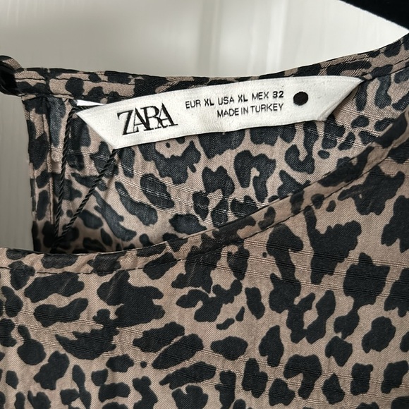 Zara's The Sharon Dress - Picture 4 of 4